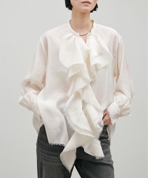 LARUTA（ラルータ）の「【LARUTA】ラッフルフリンジブラウス（シャツ/ブラウス・レディース・アイボリー/ライトベージュ/ブラック・FREE）」の6枚目の写真