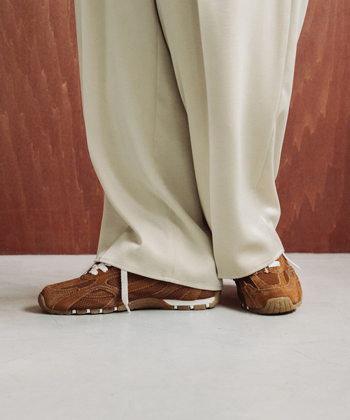 SLOBE IENA(スローブイエナ)の「The Mercer Brand The Re-Run Drive ME261022(スニーカー・レディース・ブラウン/ベージュ・36/38/37)」の11枚目の写真