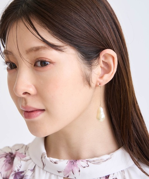 NOELA(ノエラ)の「バロックパールアシメピアス(ピアス(両耳用)・レディース・シルバー/ゴールド・フリー)」の8枚目の写真