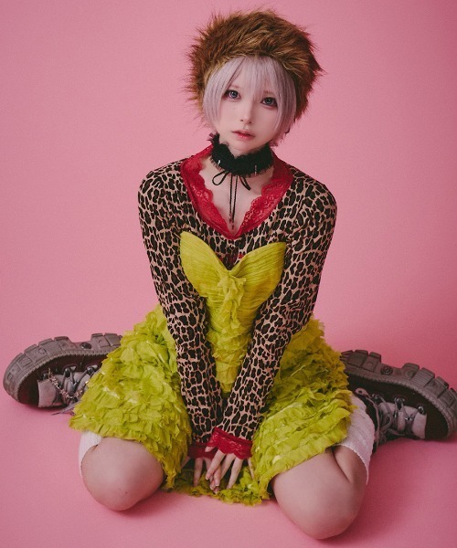 GALFY(ガルフィー)の「GALFY/ガルフィー/ギラギャル2WAYワンピ(ワンピース・レディース・ピンク/ホワイト/ブラック/ベージュ・F)」の1枚目の写真