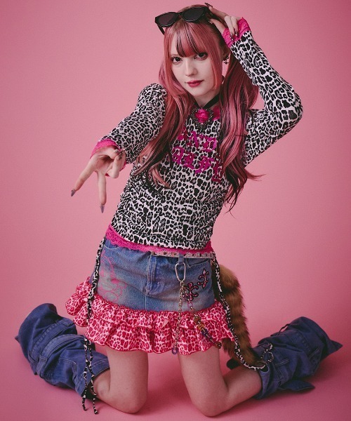 GALFY(ガルフィー)の「GALFY/ガルフィー/ギラギャル2WAYワンピ(ワンピース・レディース・ピンク/ホワイト/ブラック/ベージュ・F)」の2枚目の写真