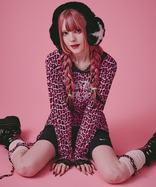 GALFY(ガルフィー)の「GALFY/ガルフィー/ギラギャル2WAYワンピ(ワンピース・レディース・ピンク/ホワイト/ブラック/ベージュ・F)」の4枚目の写真