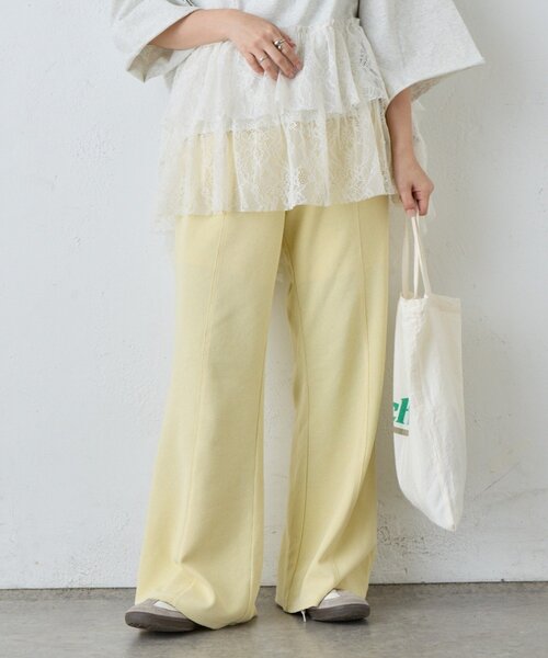 CIAOPANIC TYPY(チャオパニックティピー)の「【美脚見え/3サイズ展開】リブダンボールフレアパンツ(その他パンツ・レディース・グレー/ブラック/オフホワイト/イエロー/ピンク/サックスブルー/グレー系その他・LARGE/MEDIUM/SMALL)」の6枚目の写真
