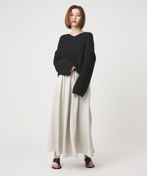 conte（コンテ）の「＜conte＞コットンシルク ケーブルニット（ニット/セーター・レディース・ブラック/ライトグレー・FREE）」の6枚目の写真