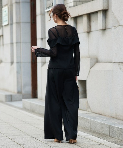 Jolie et Jolie(ジョリーエジョリー)の「オフショルペプラムトップス×ワイドパンツ(パンツドレス・レディース・ブラック/チャコールグレー・L/M)」の8枚目の写真