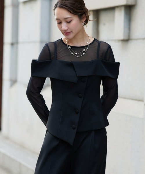 Jolie et Jolie(ジョリーエジョリー)の「オフショルペプラムトップス×ワイドパンツ(パンツドレス・レディース・ブラック/チャコールグレー・L/M)」の3枚目の写真