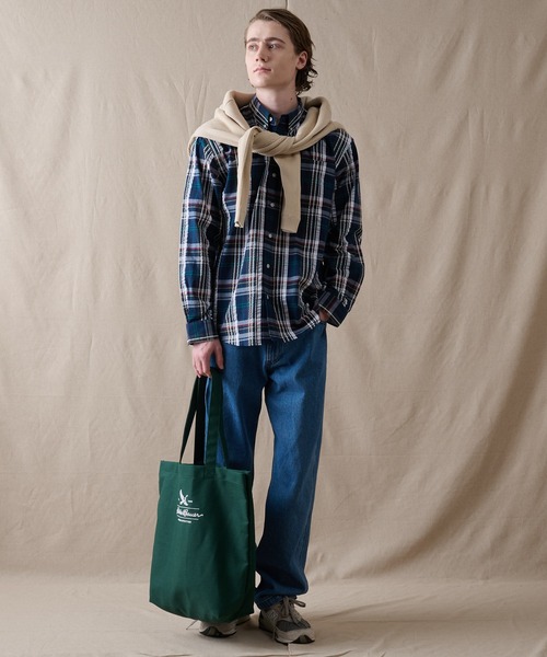 Eddie Bauer(エディーバウアー)の「エディーズ クラシック 長袖シャツ(シャツ/ブラウス・メンズ・ネイビー系/ブルー系/レッド系・M/S/XL/L/XXL)」の6枚目の写真
