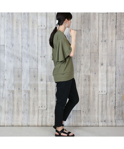 aity(アイティ)の「M-5L ボリュームフレア袖 Vネック半袖カットソー(Tシャツ/カットソー・レディース・チャコール/カーキ/ブラック/オフホワイト/ベージュ・4L~5L/LL~3L/M~L)」の15枚目の写真