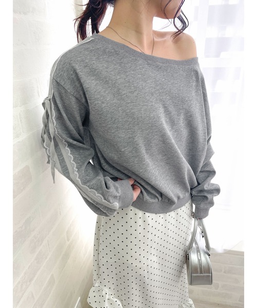 clear（クリア）の「3wayリボンレースラインオーバースウェット（スウェット・レディース・ネイビー/グレー・F）」の2枚目の写真