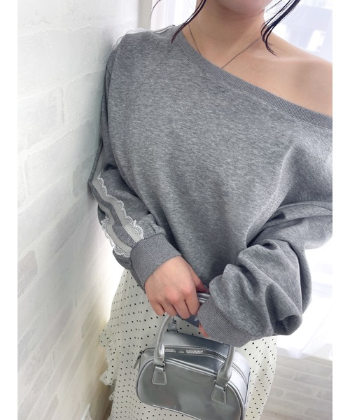 clear（クリア）の「3wayリボンレースラインオーバースウェット（スウェット・レディース・ネイビー/グレー・F）」の13枚目の写真