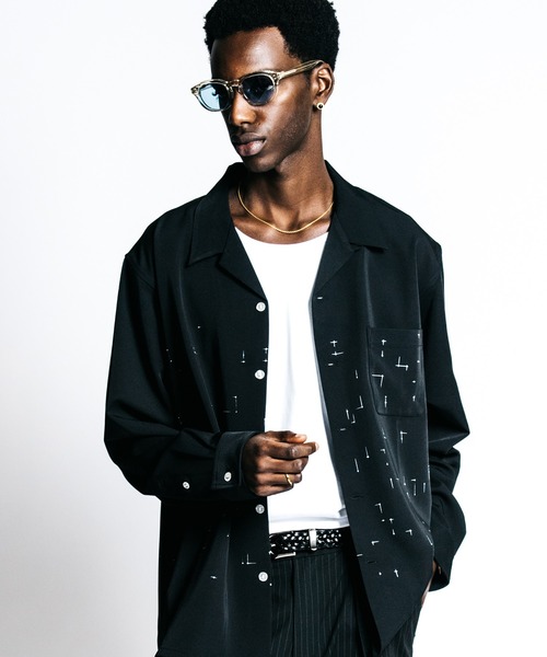 CRIMIE(クライミー)の「TAILORED ORIGINAL KASURI GRAPHIC L/S SHIRT _ EASY CARE(シャツ/ブラウス・メンズ・ブラック/ライトブルー/ホワイト・M/L/XL/XXL)」の2枚目の写真