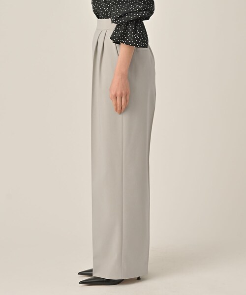UNTITLED（アンタイトル）の「ベーシックツータックパンツ（その他パンツ・レディース・ライトグレー/ブラック・00/01/02/03/04/42/44/46/48/50）」の15枚目の写真