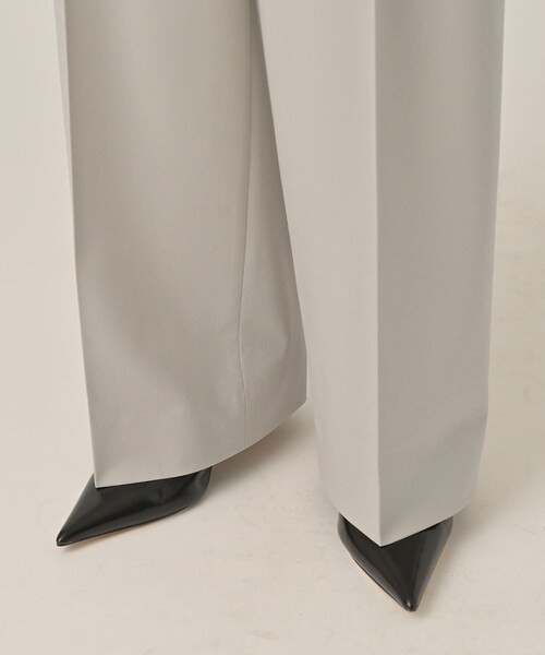 UNTITLED（アンタイトル）の「ベーシックツータックパンツ（その他パンツ・レディース・ライトグレー/ブラック・00/01/02/03/04/42/44/46/48/50）」の20枚目の写真