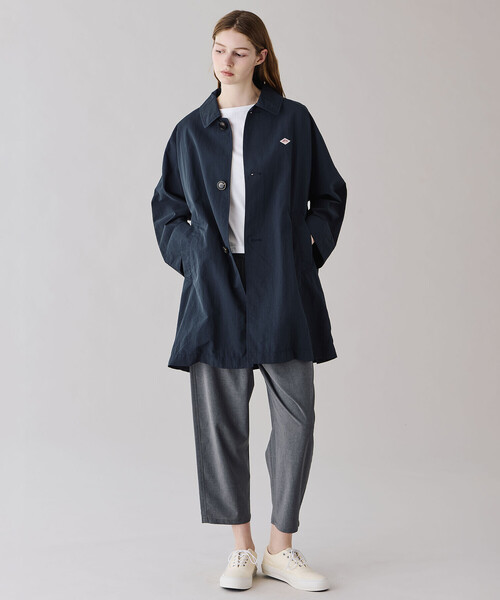 DANTON（ダントン）の「DANTON | ナイロンタッサー ドルマンスリーブコート WOMEN（ステンカラーコート・レディース・ベージュ/ネイビー・36）」の19枚目の写真