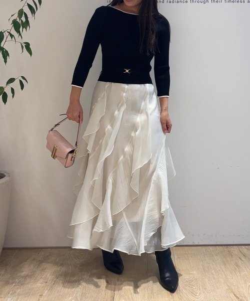 Apuweiser-riche（アプワイザーリッシェ）の「ペタルヘムドッキングワンピース（ワンピース・レディース・ホワイト/ブラック系その他2・2/1）」の2枚目の写真