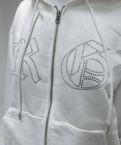 ARULE（アルール）の「A'GEM/9 × .kom 『ARULE/アルール』Graffiti Rhinestone Zip Hoodie/短丈グラフティラインストーン ZIP パーカー（パーカー・レディース・ブラック/ホワイト・FREE）」の3枚目の写真