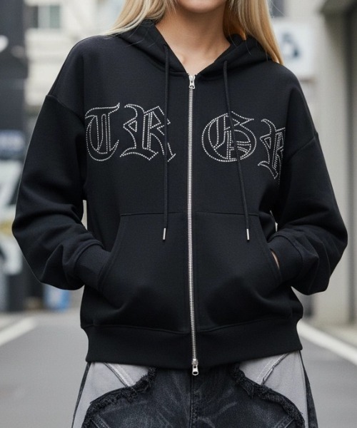 ARULE（アルール）の「A'GEM/9 × .kom 『ARULE/アルール』Graffiti Rhinestone Zip Hoodie/短丈グラフティラインストーン ZIP パーカー（パーカー・レディース・ブラック/ホワイト・FREE）」の14枚目の写真