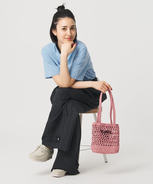 BEAUTY&YOUTH UNITED ARROWS(ビューティーアンドユースユナイテッドアローズ)の「【別注】<MIORA>ラフィア ロゴ トートバッグ(かごバッグ・レディース・ピンク/ダークブラウン/ナチュラル・FREE)」の13枚目の写真