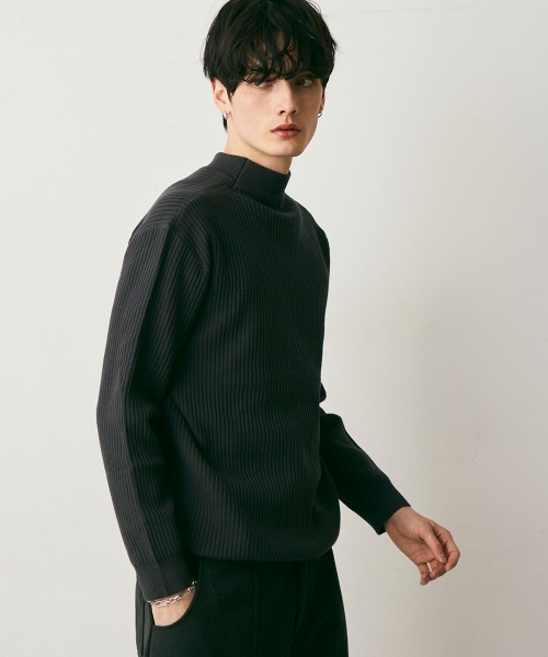 Shoowtime(ショウタイム)の「Cropped Rib Knit Sweater / クロップド丈リブニットセーター(ニット/セーター・メンズ・グレー/チャコールグレー/ライトグレー/ダークブラウン・LARGE/MEDIUM/X-LARGE)」の8枚目の写真