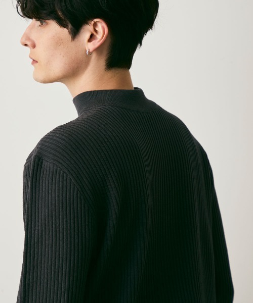 Shoowtime(ショウタイム)の「Cropped Rib Knit Sweater / クロップド丈リブニットセーター(ニット/セーター・メンズ・グレー/チャコールグレー/ライトグレー/ダークブラウン・LARGE/MEDIUM/X-LARGE)」の21枚目の写真