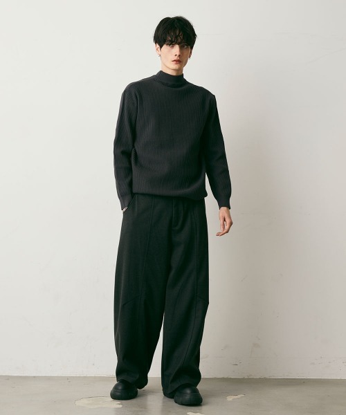 Shoowtime(ショウタイム)の「Cropped Rib Knit Sweater / クロップド丈リブニットセーター(ニット/セーター・メンズ・グレー/チャコールグレー/ライトグレー/ダークブラウン・LARGE/MEDIUM/X-LARGE)」の10枚目の写真