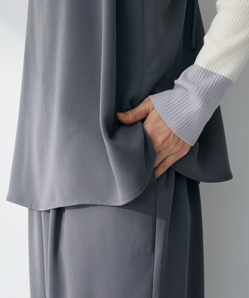 Green　Parks（グリーンパークス）の「レイヤー風 サロペット（サロペット/オーバーオール・レディース・ベージュ/ブラック/グレー・FREE）」の13枚目の写真