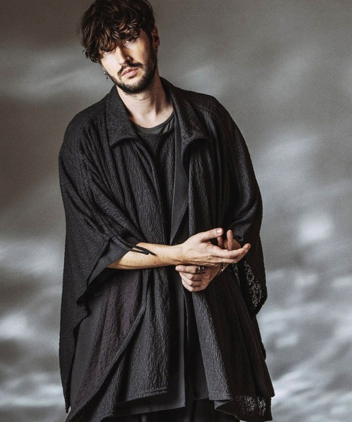 NO ID.（ノーアイディ）の「【NO ID.】Drawstrings High Collar Poncho / ドローストリングスハイカラーポンチョ（ポンチョ・メンズ・ホワイト/ブラック/グレー・ONE SIZE）」の3枚目の写真