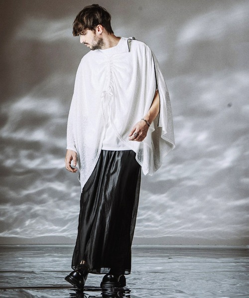 NO ID.（ノーアイディ）の「【NO ID.】Drawstrings High Collar Poncho / ドローストリングスハイカラーポンチョ（ポンチョ・メンズ・ホワイト/ブラック/グレー・ONE SIZE）」の6枚目の写真