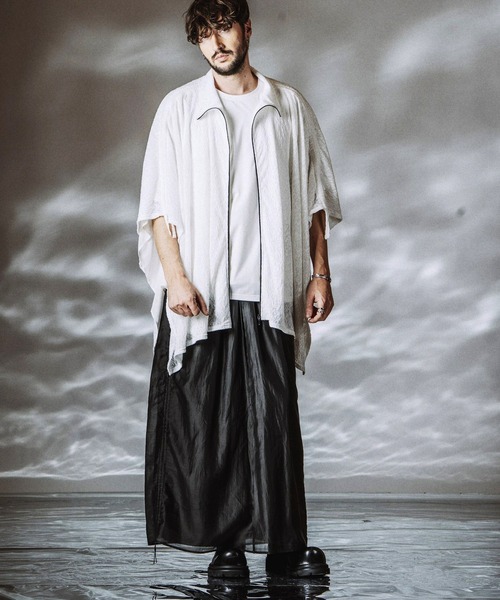 NO ID.（ノーアイディ）の「【NO ID.】Drawstrings High Collar Poncho / ドローストリングスハイカラーポンチョ（ポンチョ・メンズ・ホワイト/ブラック/グレー・ONE SIZE）」の10枚目の写真