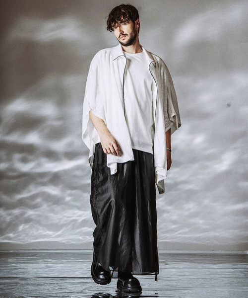 NO ID.（ノーアイディ）の「【NO ID.】Drawstrings High Collar Poncho / ドローストリングスハイカラーポンチョ（ポンチョ・メンズ・ホワイト/ブラック/グレー・ONE SIZE）」の14枚目の写真