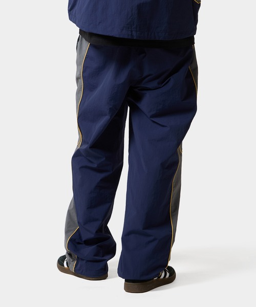 HUF（ハフ）の「ANTHEM TRACK PANT（その他パンツ・メンズ・ブラック/ネイビー・M/L/S/XL）」の9枚目の写真