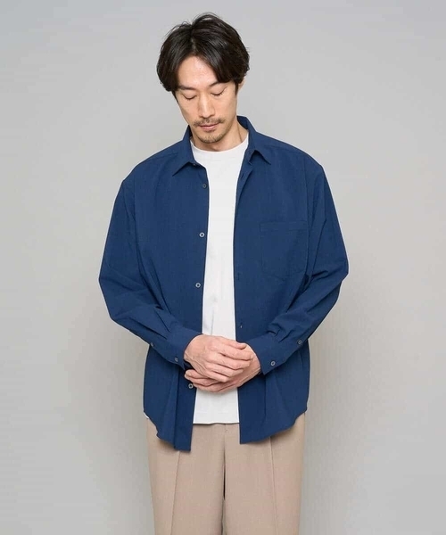 a.v.v（アーヴェヴェ）の「【イージーケア/洗濯機で洗える/速乾/毛玉になりにくい/ストレッチ】リライトワイドシルエットシャツ（シャツ/ブラウス・メンズ・ミント/チャコールグレー/ブルー/ネイビー・46/50/48）」の8枚目の写真