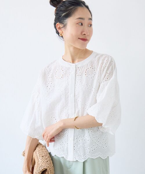 le.coeur blanc(ルクールブラン)の「カットワーク刺繍バルーンスリーブブラウス(シャツ/ブラウス・レディース・オフホワイト/ブラック・38)」の3枚目の写真