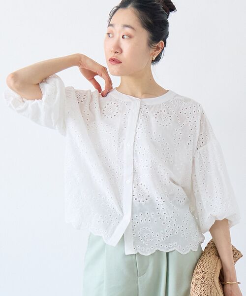 le.coeur blanc(ルクールブラン)の「カットワーク刺繍バルーンスリーブブラウス(シャツ/ブラウス・レディース・オフホワイト/ブラック・38)」の9枚目の写真