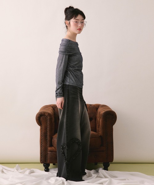 loin nuit(ロワンニュイ)の「glitter off shoulder tops / グリッターオフショルダートップス(Tシャツ/カットソー・レディース・ライトグリーン/ネイビー・FREE)」の10枚目の写真