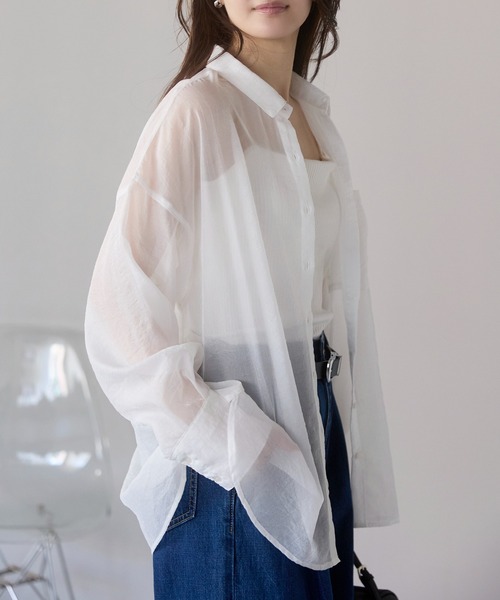 PREFERIR（プレフェリール）の「シアーオーバーシャツ / シアーブラウス（長袖・羽織り・レイヤード・シースルー）（シャツ/ブラウス・レディース・ブラック/オフホワイト・FREE）」の5枚目の写真