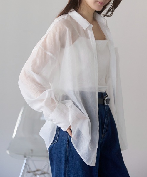 PREFERIR（プレフェリール）の「シアーオーバーシャツ / シアーブラウス（長袖・羽織り・レイヤード・シースルー）（シャツ/ブラウス・レディース・ブラック/オフホワイト・FREE）」の4枚目の写真