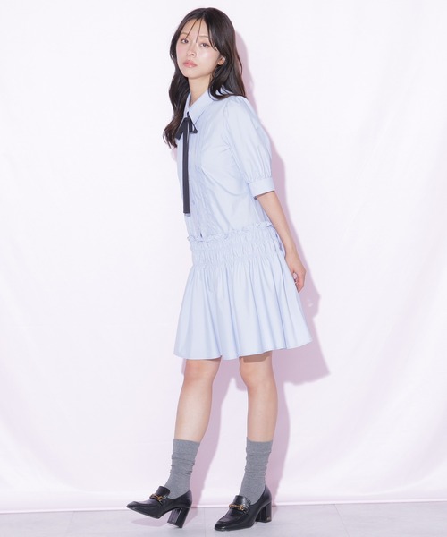 JILL by JILL STUART（ジルバイジルスチュアート）の「シャーリングミニシャツワンピース（ワンピース・レディース・ブルー/ホワイト系その他・FREE）」の22枚目の写真