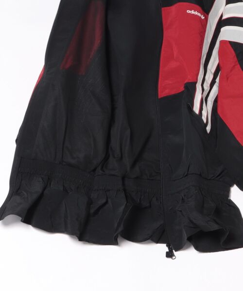 adidas Originals（アディダスオリジナルス）の「サンティアゴ ウーブン トラックトップ（ブルゾン・レディース・アイボリー/ブラック・SMALL）」の6枚目の写真