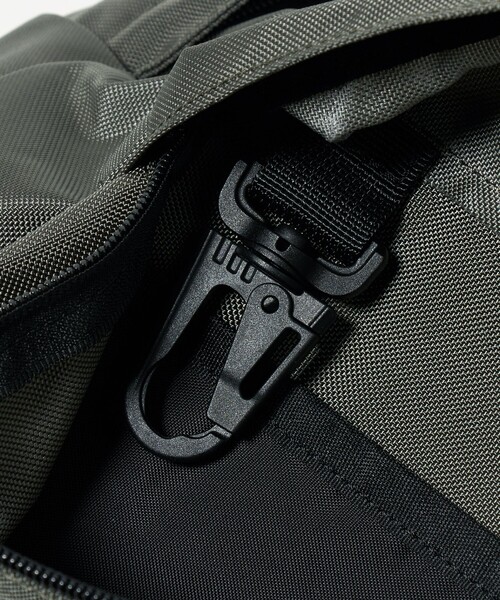 UNITED ARROWS(ユナイテッドアローズ)の「【別注】<LC by LOWERCASE>DAYPACK LC01/バックパック(バックパック/リュック・メンズ・ダークグレー・FREE)」の8枚目の写真