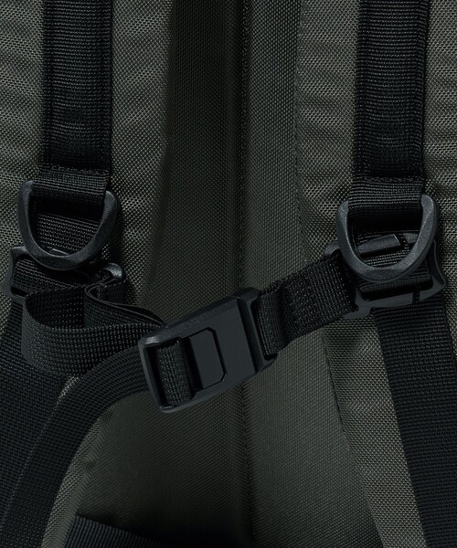 UNITED ARROWS(ユナイテッドアローズ)の「【別注】<LC by LOWERCASE>DAYPACK LC01/バックパック(バックパック/リュック・メンズ・ダークグレー・FREE)」の7枚目の写真