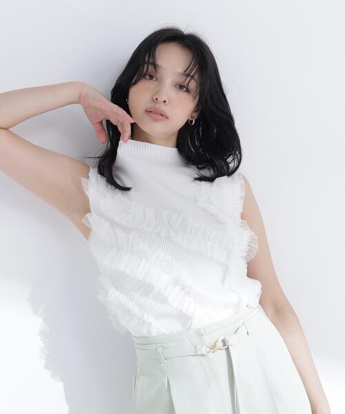 NATURAL BEAUTY BASIC(ナチュラルビューティーベーシック)の「フリルチュールデザインニット(ニット/セーター・レディース・ブラウン/オフホワイト/グレー・フリ-)」の11枚目の写真