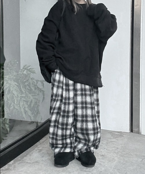 YACA(ヤーカ)の「Check Easy Wide Pants/チェックイージーワイドパンツ(デニムパンツ・レディース・ブラック/ブラウン・FREE)」の22枚目の写真
