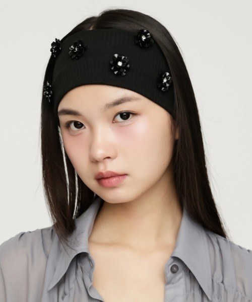 SLY(スライ)の「FLOWER SPARKLY HAIR BAND フラワースパークリーヘアバンド(ヘアバンド・レディース・杢グレー/ブラック・FREE)」の2枚目の写真
