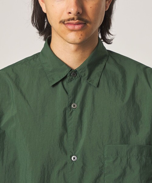Steven Alan(スティーブンアラン)の「<Steven Alan> エアリーナイロン レギュラーカラー ショートスリーブ シャツ BOX(シャツ/ブラウス・メンズ・ブラック/ダークグリーン・XL/L/M/S)」の18枚目の写真