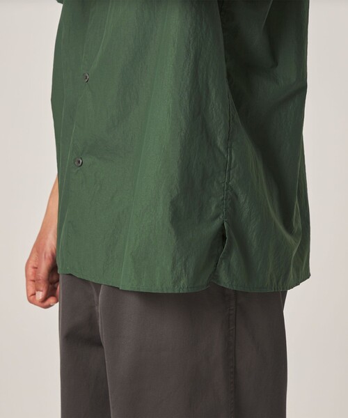Steven Alan(スティーブンアラン)の「<Steven Alan> エアリーナイロン レギュラーカラー ショートスリーブ シャツ BOX(シャツ/ブラウス・メンズ・ブラック/ダークグリーン・XL/L/M/S)」の20枚目の写真