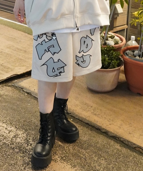 GALFY(ガルフィー)の「【別注】GA×GALFY-スウェードキラキラ半袖SETUP(セットアップ・メンズ・ブラック/アイボリー・L/XL)」の10枚目の写真