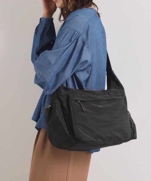 ITS'DEMO(イッツデモ)の「【収納アドバイザー監修】マザー&トリップショルダー(ショルダーバッグ・レディース・ベージュ/ダークグレー/ブラック/ピンク系・00)」の2枚目の写真