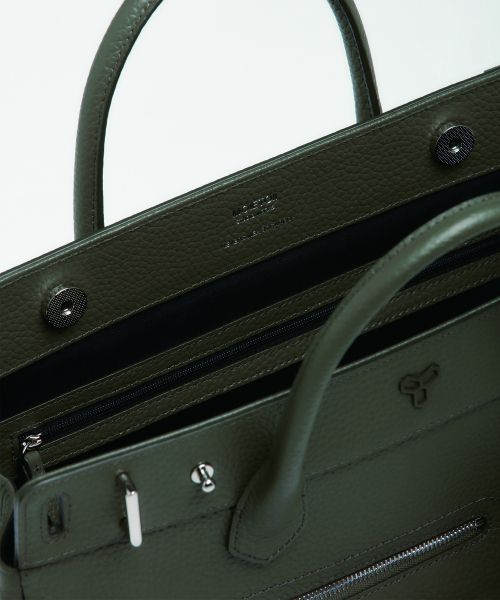 MOIETOII PARIS（モイエトイパリス）の「NEVERS MER CARGO 35 KHAKI（ショルダーバッグ・メンズ・その他・FREE）」の7枚目の写真