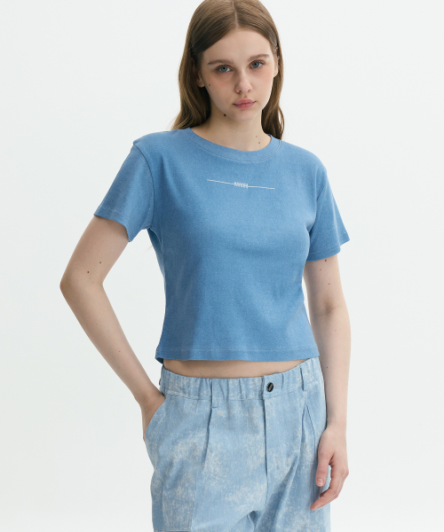 KRUXH(クルクス)の「ピグメントナイスクロップTダストブルー(Tシャツ/カットソー・レディース・その他・1/2)」の2枚目の写真